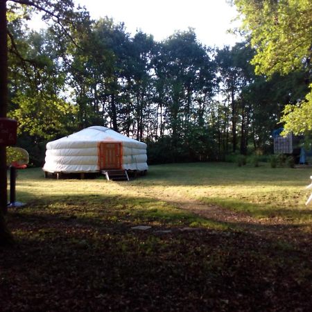 Le Pre Karvain Bed and Breakfast Couddes Exteriör bild