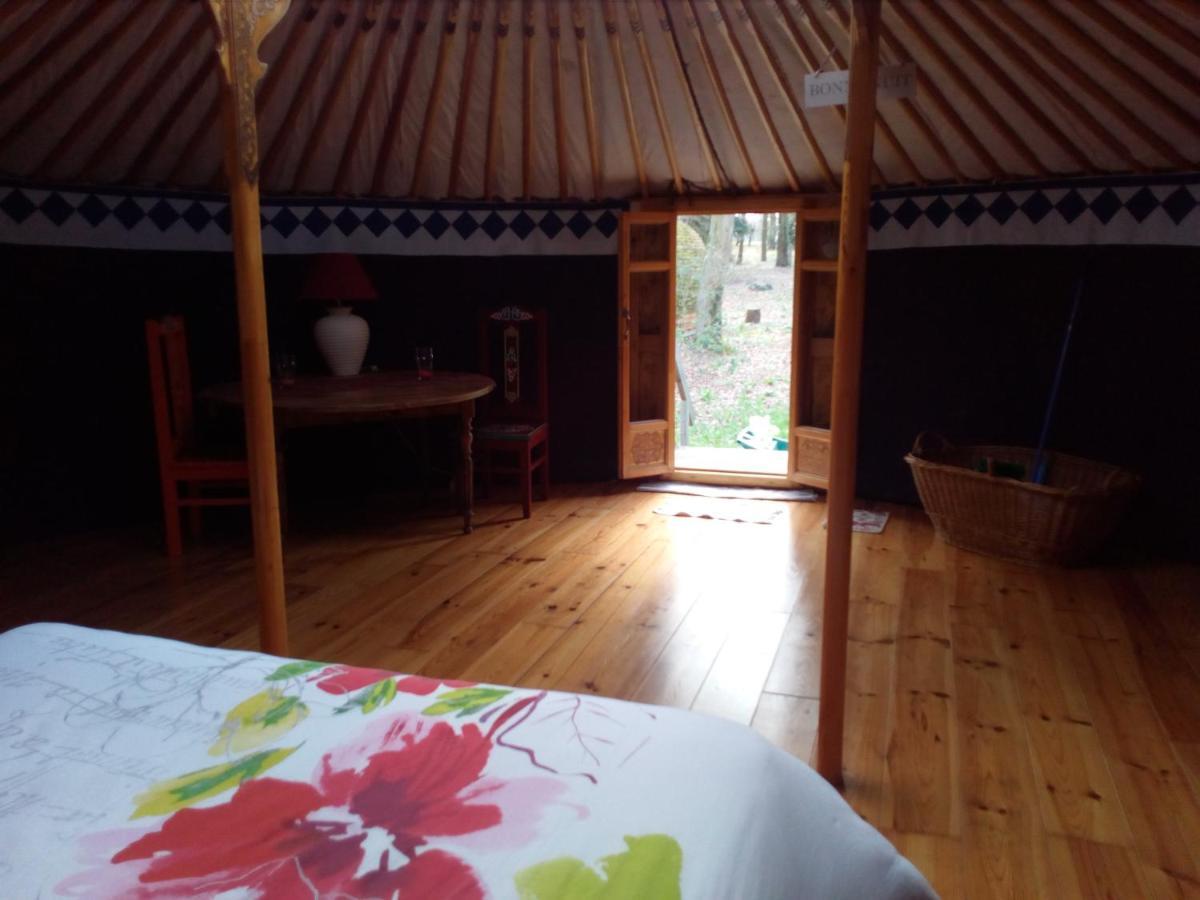 Le Pre Karvain Bed and Breakfast Couddes Exteriör bild