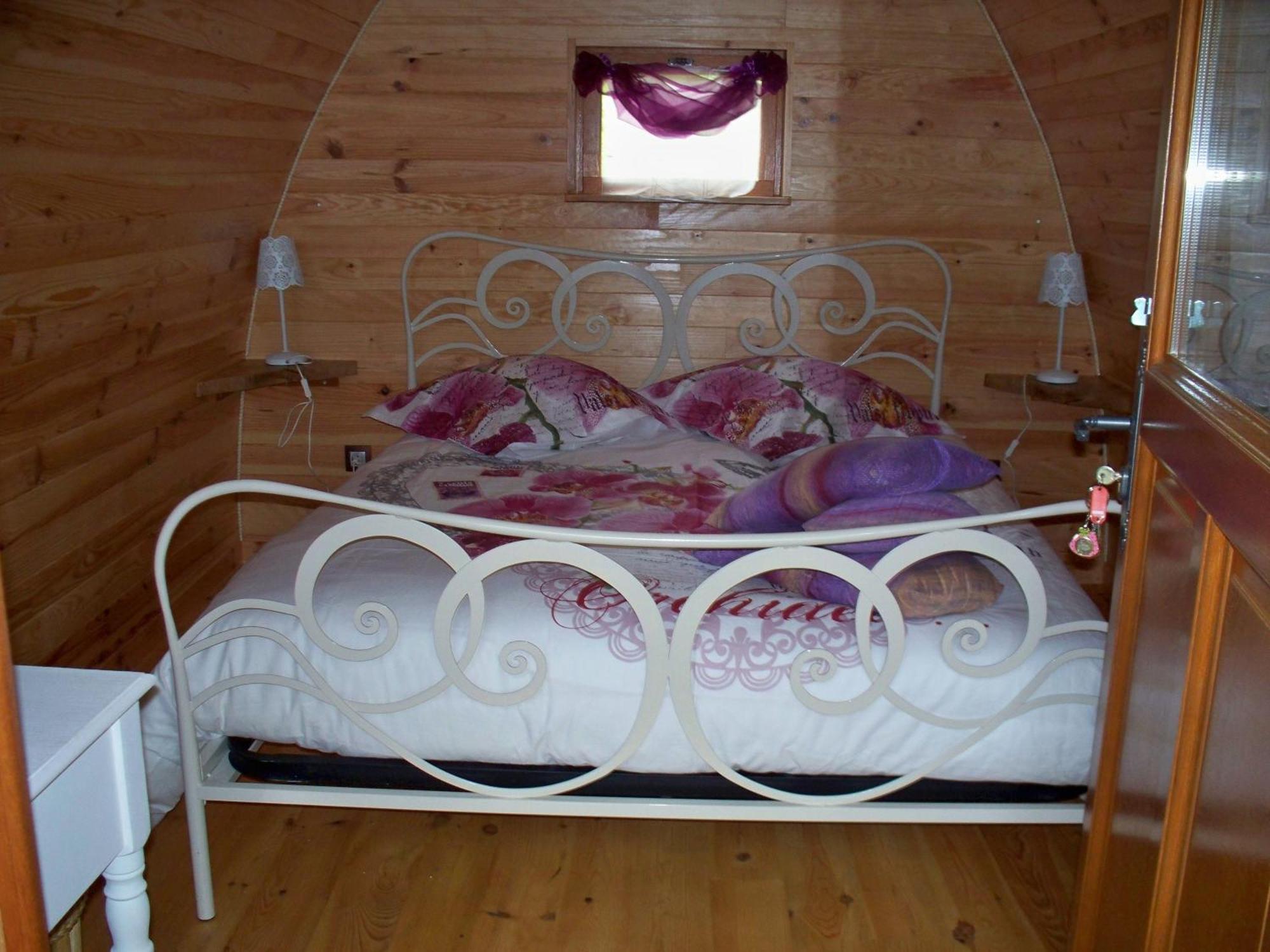 Le Pre Karvain Bed and Breakfast Couddes Exteriör bild