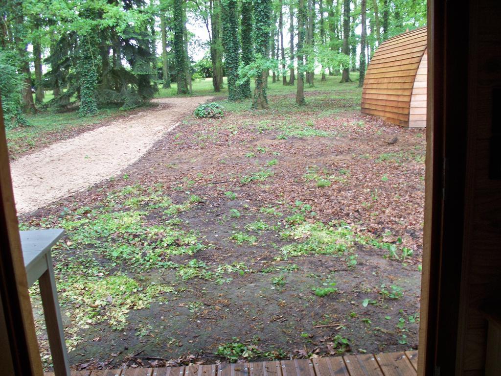 Le Pre Karvain Bed and Breakfast Couddes Exteriör bild