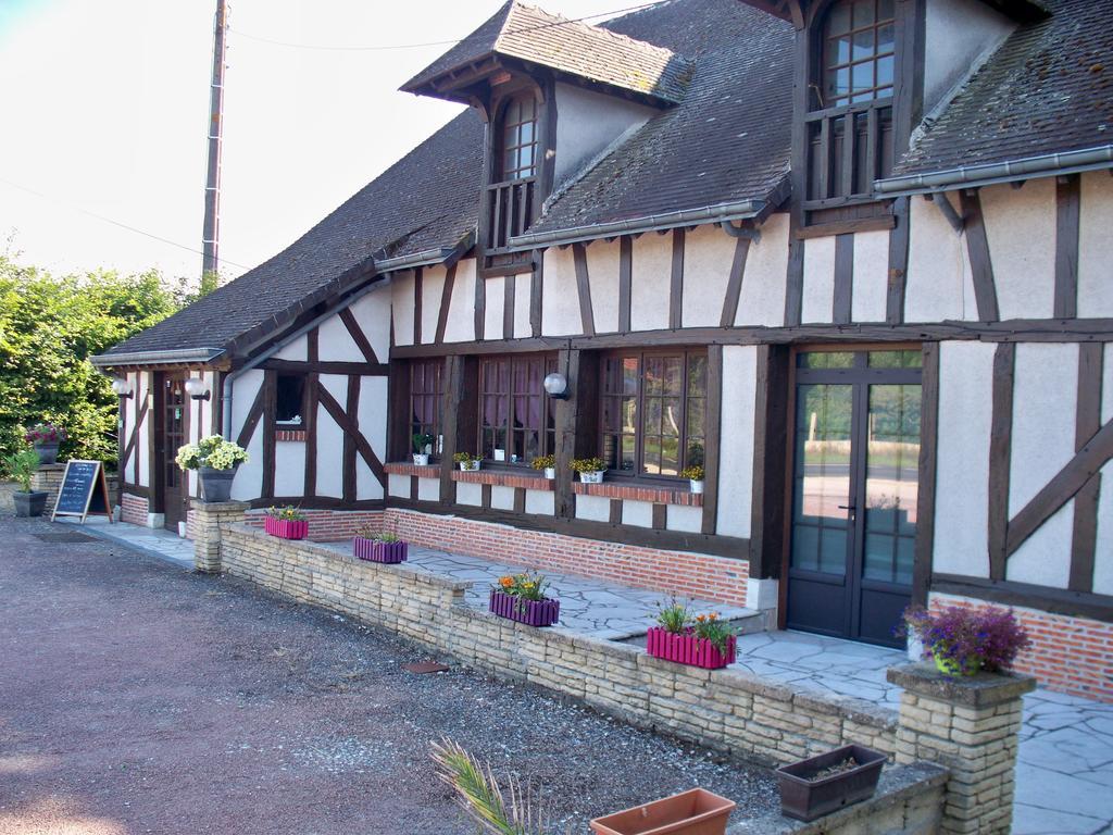 Le Pre Karvain Bed and Breakfast Couddes Exteriör bild